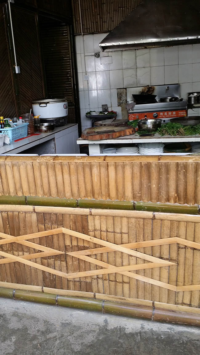 饭店竹子传菜间